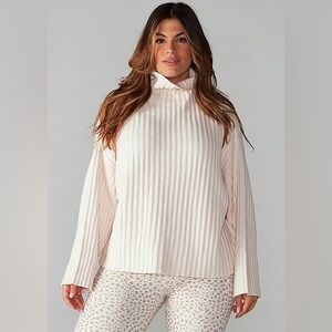 Tavi Noir Alpine Mock Neck Sweater Dune Size‎ Small